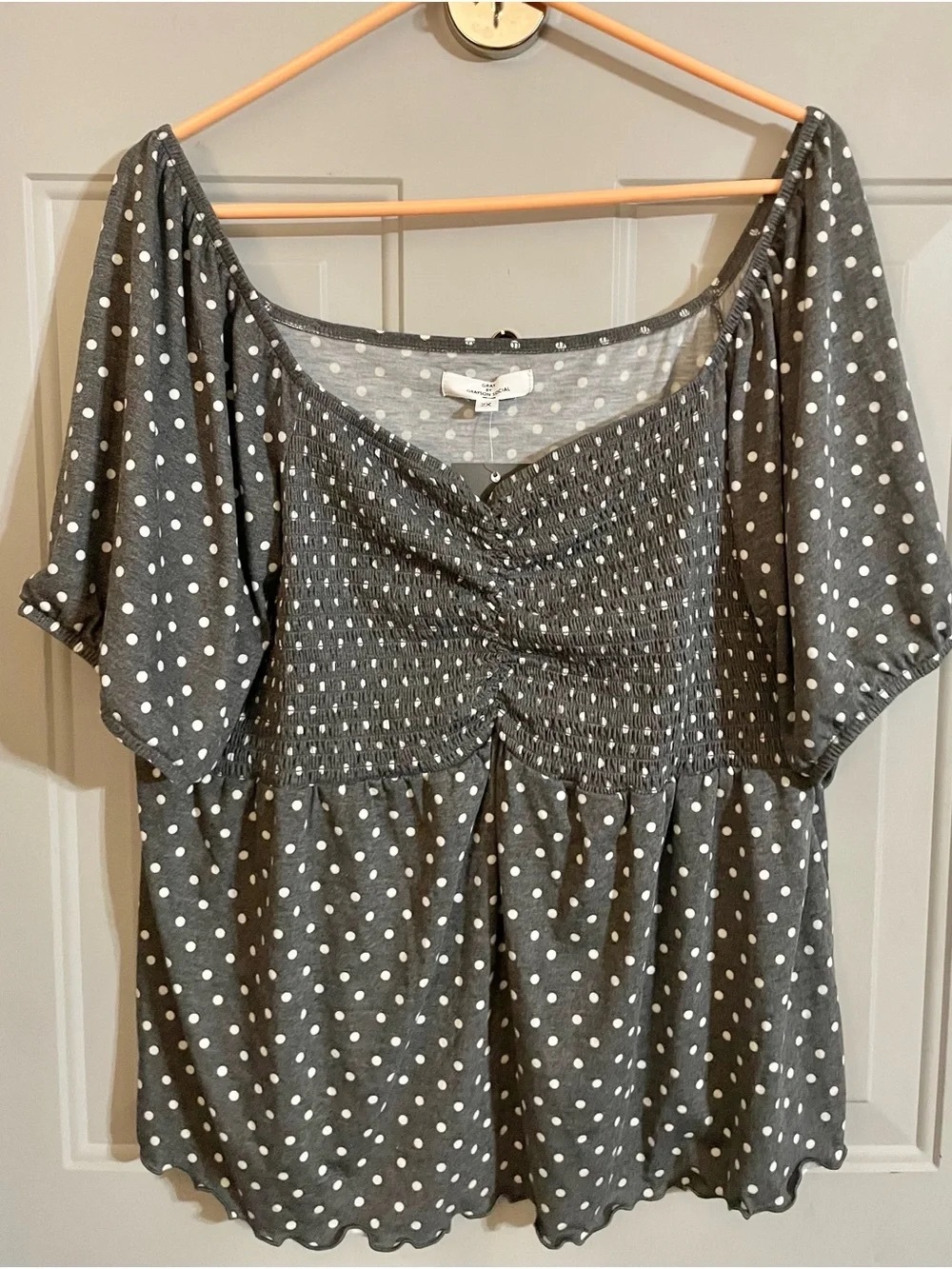Women’s Gray Polka Dot Smocked Peplum Top
